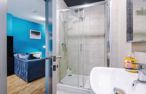 Two BDR Apt By Eason Stays Short Lets Wigan - Foto 5