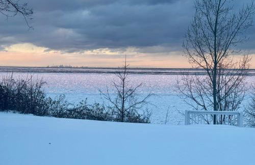 Home away on Lake Ontario - Foto 3