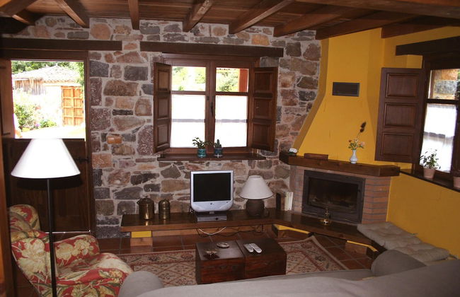 Alojamientos Rurales Valle de Bueida - Photo 27