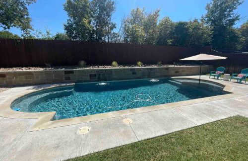 Rockwall Luxury Retreat-Pool/Spa/Patio/Gameroom - Foto 7