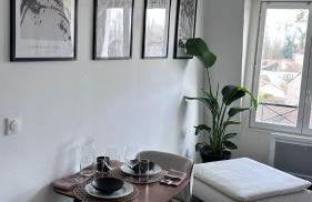 Appartement Cosy - Proche Roissy, Disney et Gare pour Paris - Foto 8