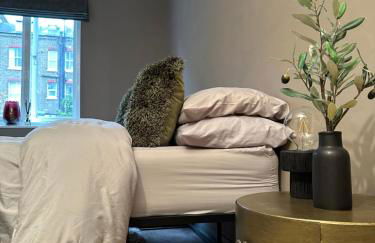 W9 Gem Stylish 2 Bed Flat - Photo 25