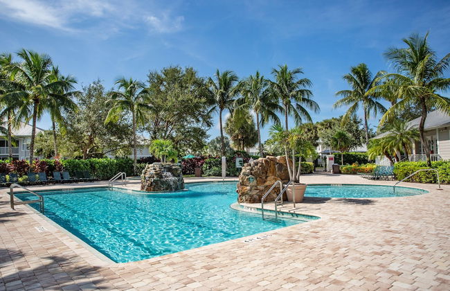 Messina Vacation Rental at Lely Resort. Spacious 3-BR, 2-Bath Condo with Lake Views and Handicap Accessibility. Enjoy Community Pool, Hot Tub, and Proximity to Naples Beaches and Dining - Foto 20
