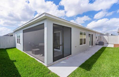 Cozy Family Stay- Queen-Double-Twins Bed- Full Kitchen-Netflix-Golf Cart-WiFi - Photo 50