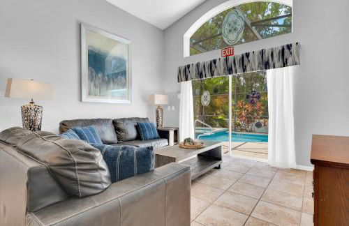 South Facing Pool with Spa and a Game Room in Prime Location Near Disney - Foto 36