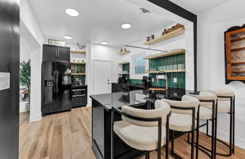 Centrally Located Modern Apartment - Foto 8