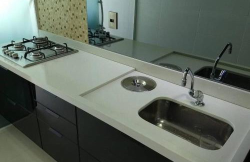 Cobertura Duplex na Praia do Forte com Piscina Privativa, Churrasqueira, 2 Vagas, Melhor Trecho - Foto 12