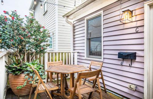 Spacious and Quiet One Block off King Street - Foto 3