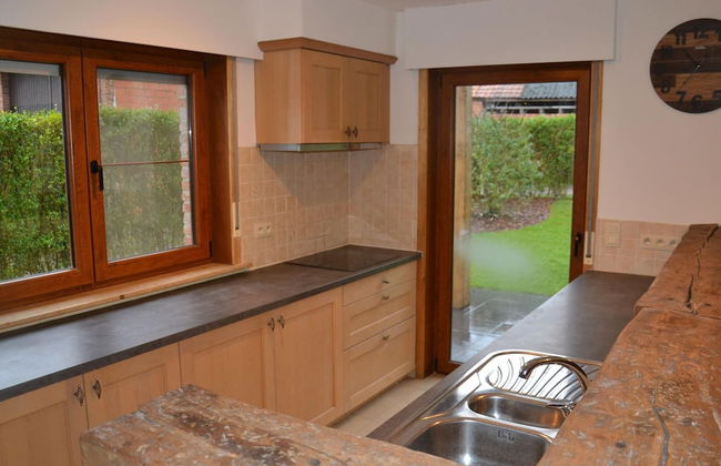 Apartment in Antwerp Near Verbeke Museum - Photo 9