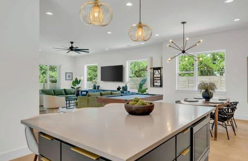 Sleeps 42 2 Pools & Game Room 11BR near Downtown - Foto 25