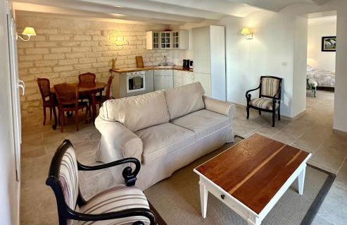 T2 Centre-Ville avec Grand Espace Vert - 15mn des Plages - Photo 2