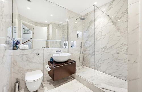 Classy 5BR Roof Terraced Fully AC Kensington House - Foto 62