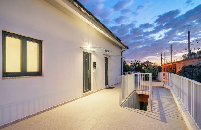 C314 Riverside View Premium Apartment w/ AC & Terrace - Foto 30