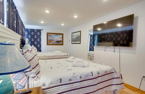 1 Mi to Ferry Terminal Oak Bluffs Family Retreat! - Foto 15