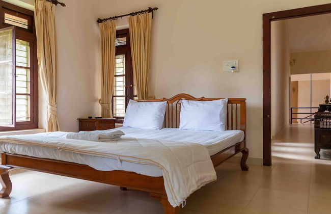 Crystal Homestay by Vista Rooms - Photo 9