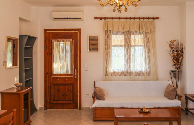 Antonia House - Photo 17