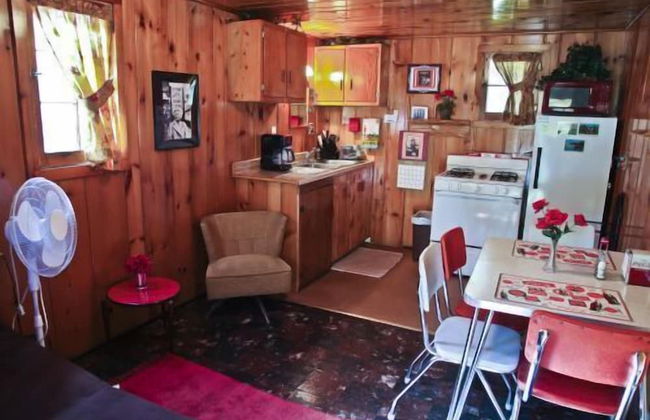 #6 - Casablanca 1 Bedroom Cabin by RedAwning - Foto 2