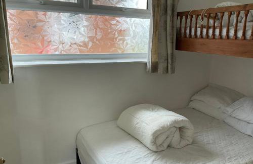 Shirls chalet in Sheppey, Leysdown - Photo 4