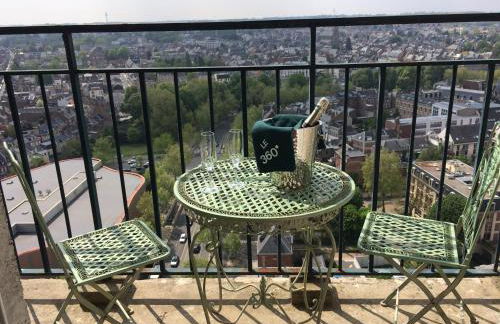 Le 360 TOUR PERRET 19eme PANORAMA 4 ETOILES - Foto 12