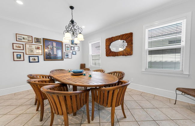 The Spyglass a 5 bed 3 bath house that sleeps 14 and just 67 steps from the beach - Foto 71