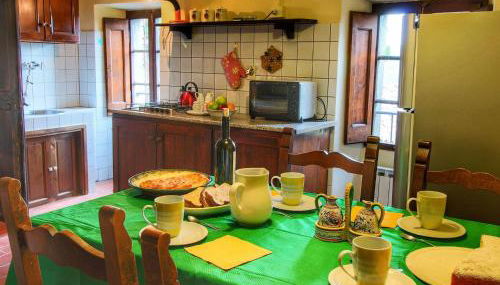 Farmhouse in Umbria Near Palazzo Bourbon - Photo 5