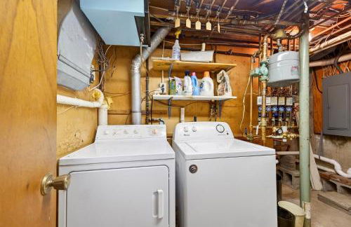 Chalet Across from Holiday Valley Walk to Lifts - Foto 29