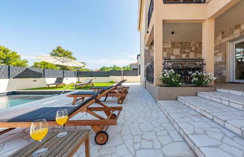 Gorgeous Home In Vrsi - Foto 12