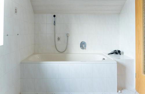 Haus Nürburgring I 4 Schlafzimmer für 1-10 Personen I Küche I Garten I Grillplatz - Foto 30