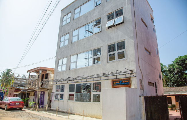 Ark Hotel and Apartments - Foto 16