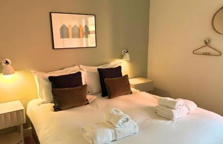 Jog 2-Bed Apartment with Scenic Views by Together Travel - Photo 6