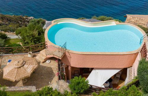 Villa Patty with infinity pool in front of the sea, parking and wifi - Foto 43