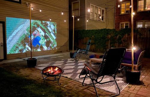 Stylish & Bright Gem Overlooks Lovely Park with Great Amenities - Foto 4