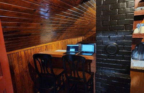 The Cabin - 2 Br 1 Ba Apt Near Downtown - Foto 6