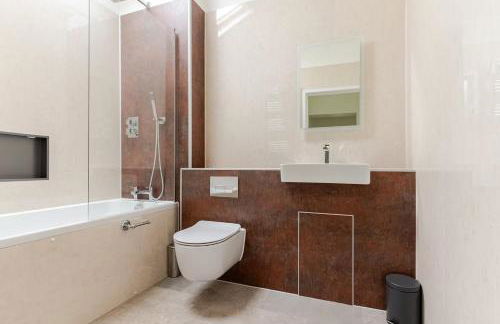 The Old Coach House - Hot Tub - Dorset - Photo 4