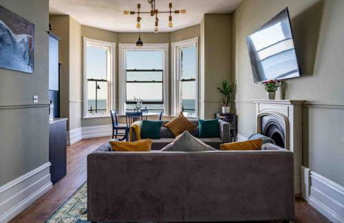 Stylish Winter Escape - Cosy Coastal Luxury with Panoramic Ocean Views - Foto 63