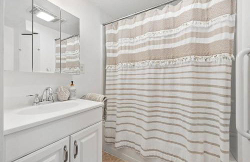 Stylish & Bright 4BR - Close To Whitworth - Foto 40