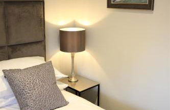 1 & 2 bedroom Weaver's Cottages at Frame Farm - Foto 72