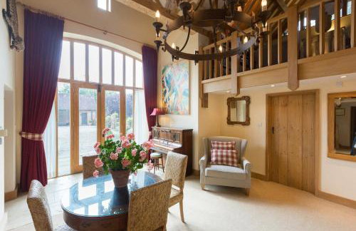 Gorgeous English Country Barn - Foto 50