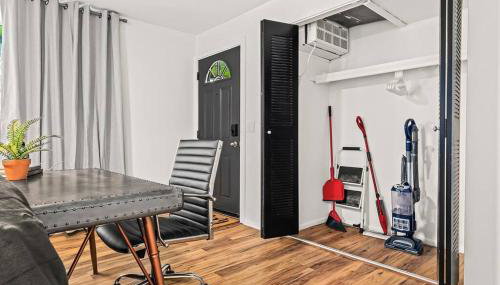 Spacious 1BR Flat near Downtown Royal Oak - Foto 2