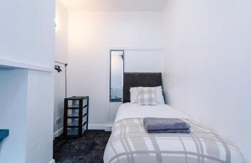 4BDR House By Eason Stays Short Lets Chorley - Foto 25