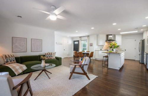 Modern 3BR Home in Napa with Hot Tub & Detached Office - Foto 10