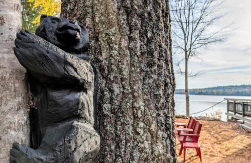 Back of the Moon Lakefront Camp family watersports fire pit 1 dog beach sleeps 8 - Foto 9