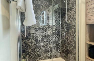 Large New Studio Apartment and Hot Tub - Private Hideaway in the Brecon Beacons - Photo 8