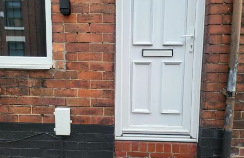 Apartment - Sleeps 5 - Great Location - Parking - Foto 13