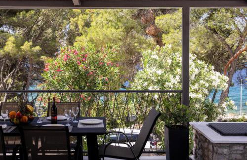 Villa Mala Smišna Poolside Paradise by the Sea - Photo 26