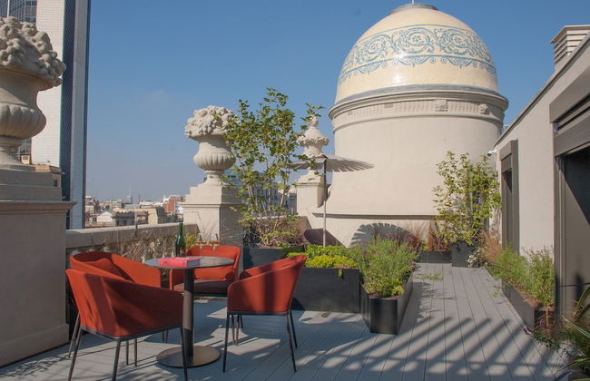 Casagrand Luxury Suites Barcelona - Photo 53