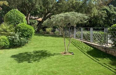 Studio en rez-de-jardin arboré avec accès piscine et clim - Foto 7