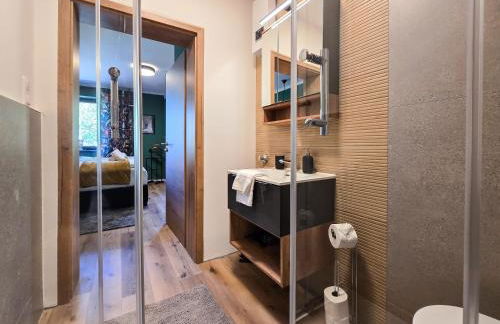 Alpha Apartments - Photo 12