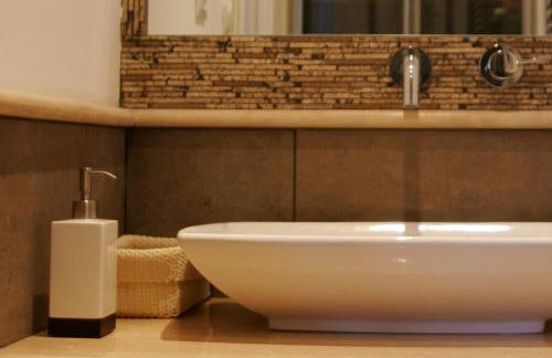 Roman Suite - Photo 9