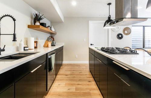 Modern Style Apartment Near Canyon RSL and expo - Foto 9